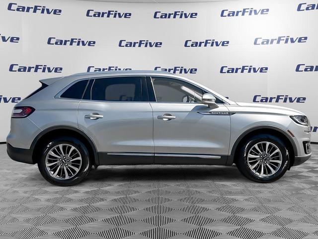 Photo of 2020 Silver Lincoln Nautilus