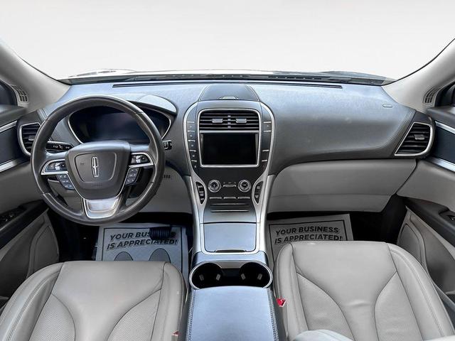 Photo of 2020 Silver Lincoln Nautilus