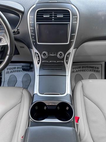 Photo of 2020 Silver Lincoln Nautilus