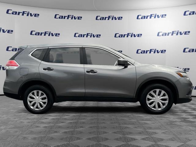 Photo of 2016 Gun Metallic Nissan Rogue