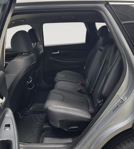 Photo of 2020 Shimmering Silver Pearl Hyundai SANTA FE