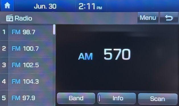 Photo of 2020 Shimmering Silver Pearl Hyundai SANTA FE