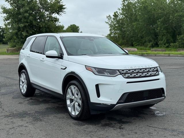 Photo of 2022 Fuji White Land Rover Discovery Sport