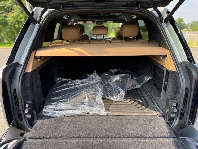 Photo of 2023 Hakuba Silver Land Rover Range Rover