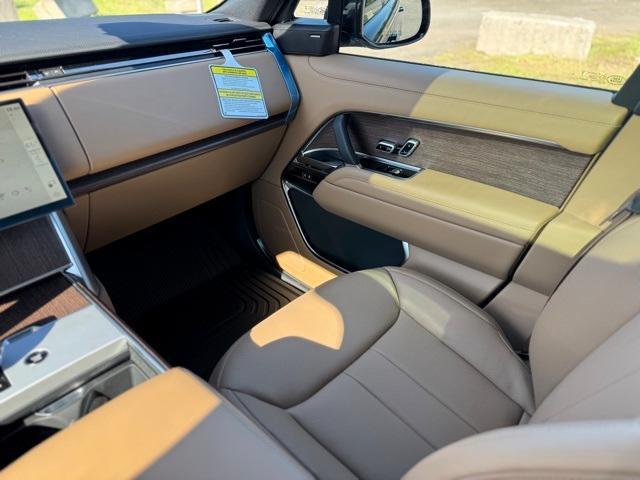 Photo of 2025 Belgravia Green Land Rover Range Rover
