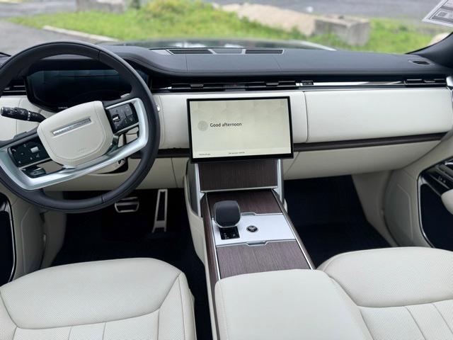 Photo of 2025 Carpathian Grey Land Rover Range Rover