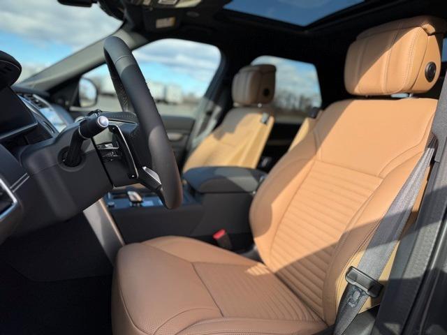 Photo of 2025 Carpathian Grey Land Rover Discovery