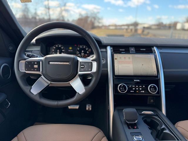 Photo of 2025 Carpathian Grey Land Rover Discovery