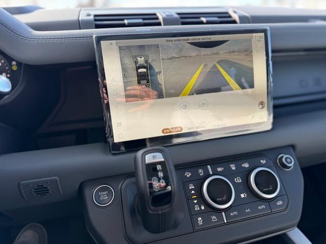 Photo of 2025 Pangea Green Land Rover Defender