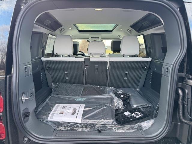 Photo of 2025 Silicon Silver Land Rover Defender