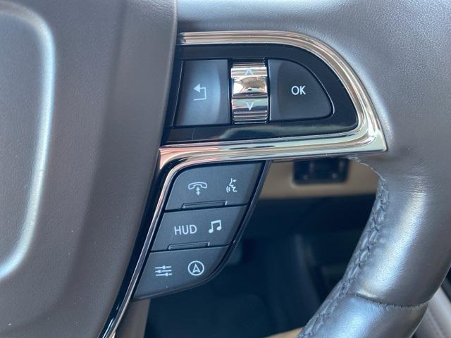Photo of 2022 Flight Blue Metallic Clearcoat Lincoln Navigator