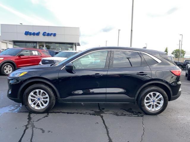 Photo of 2022 Agate Black Metallic Ford Escape