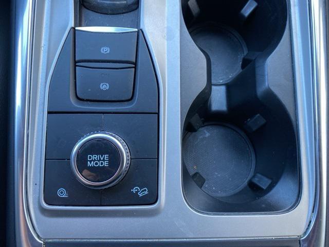 Photo of 2022 Star White Metallic Tri-Coat Ford Explorer