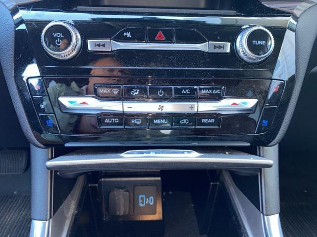 Photo of 2023 Stone Blue Metallic Ford Explorer
