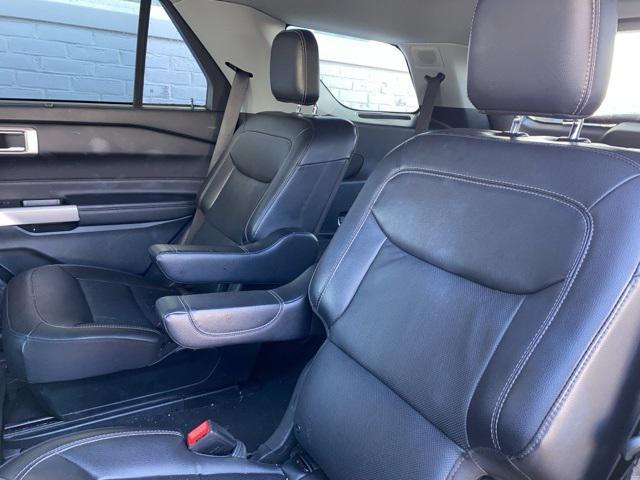 Photo of 2023 Stone Blue Metallic Ford Explorer