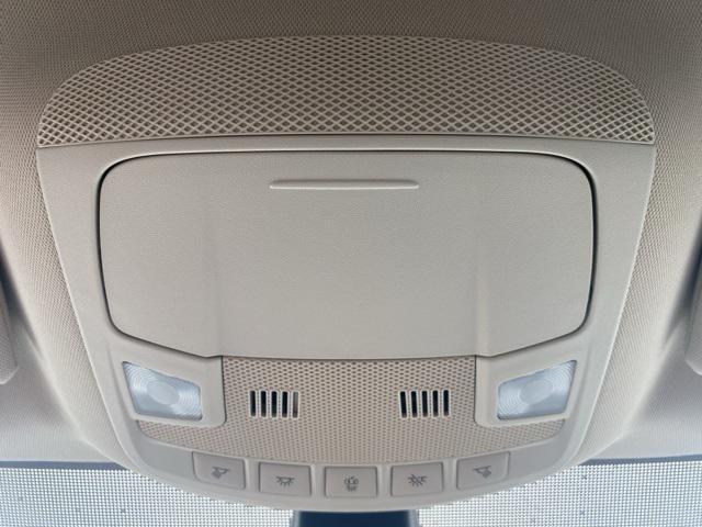 Photo of 2023 Forged Green Metallic Ford Edge