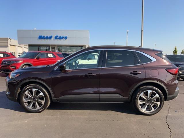 Photo of 2023 Cinnabar Red Metallic Premium Colorant Ford Escape