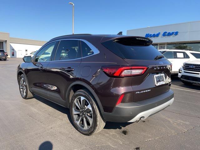 Photo of 2023 Cinnabar Red Metallic Premium Colorant Ford Escape