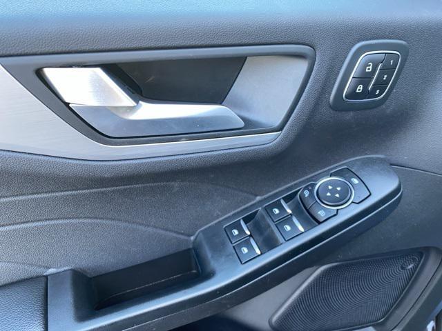 Photo of 2023 Cinnabar Red Metallic Premium Colorant Ford Escape