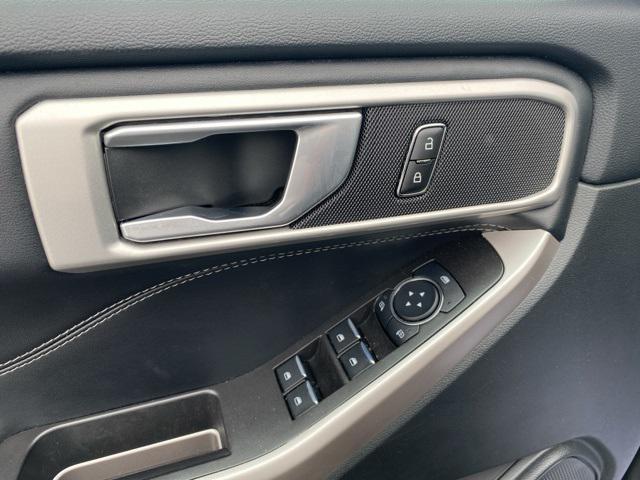 Photo of 2023 Agate Black Metallic Ford Explorer