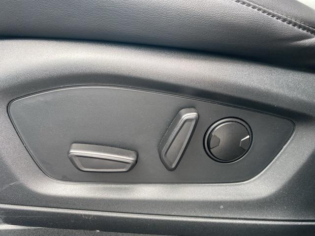Photo of 2023 Agate Black Metallic Ford Explorer