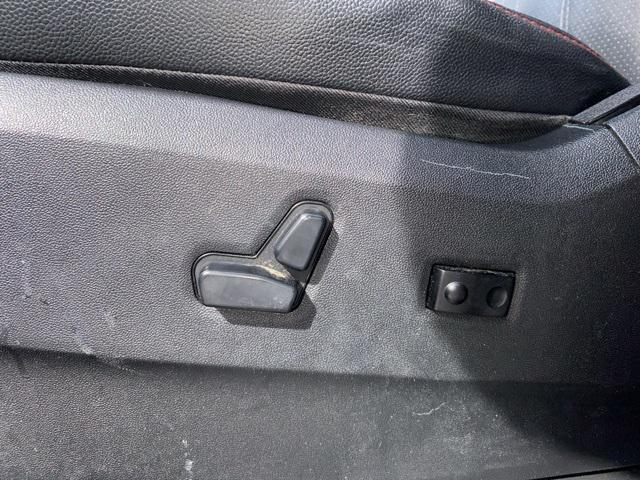Photo of 2019 Granite Pearlcoat Dodge Grand Caravan