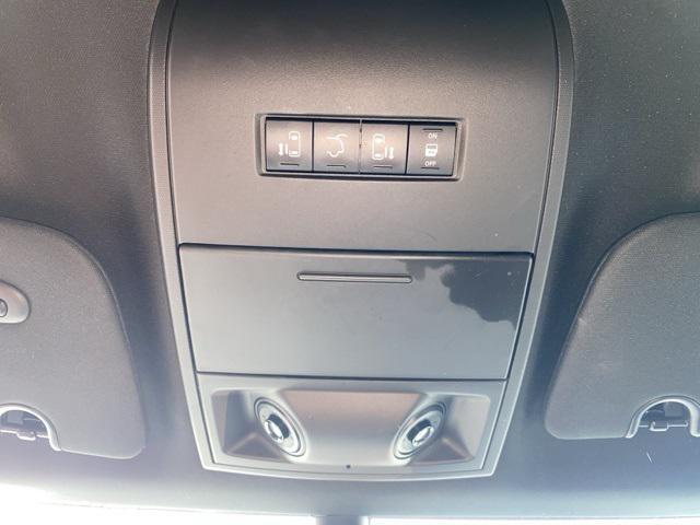 Photo of 2019 Granite Pearlcoat Dodge Grand Caravan