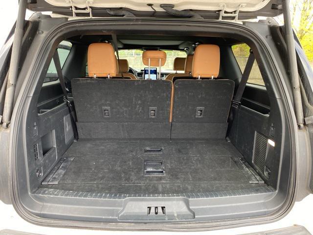 Photo of 2023 Star White Metallic Tri-Coat Ford Expedition Max