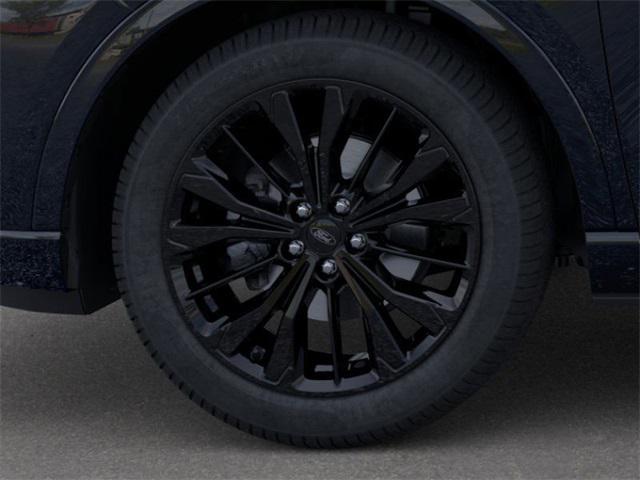 Photo of 2025 Agate Black Metallic Ford Escape