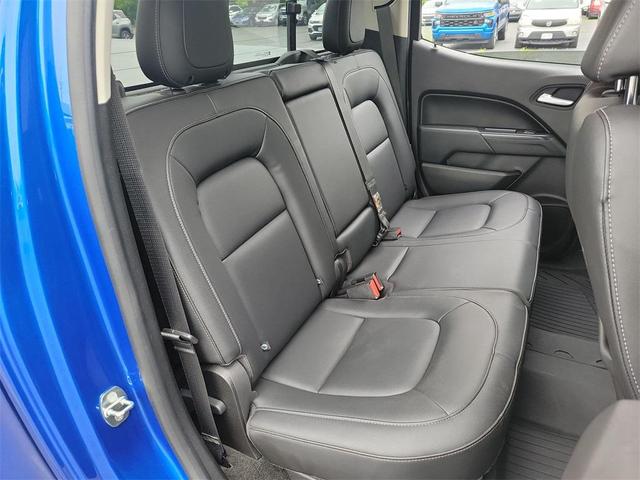 Photo of 2018 Kinetic Blue Metallic Chevrolet Colorado