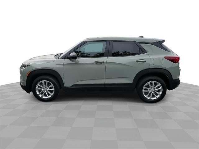 Photo of 2025 Cacti Green Chevrolet Trailblazer