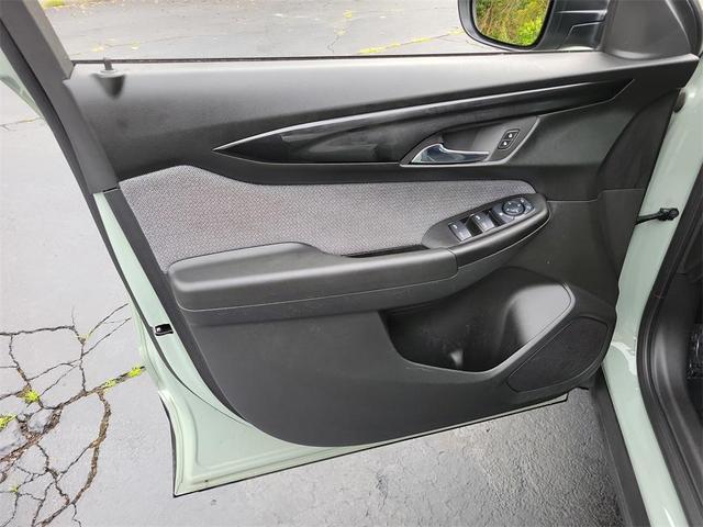 Photo of 2025 Cacti Green Chevrolet Trailblazer