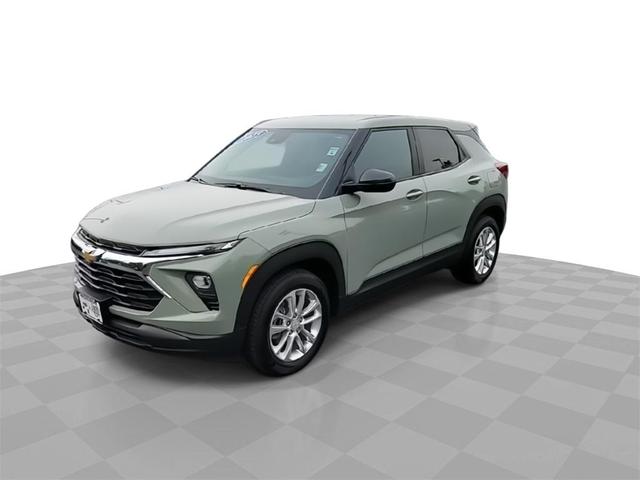 Photo of 2025 Cacti Green Chevrolet Trailblazer