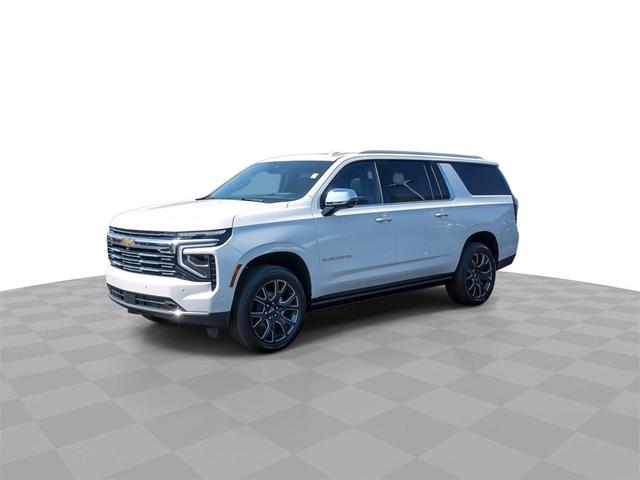 Photo of 2025 Iridescent Pearl Tricoat Chevrolet Suburban