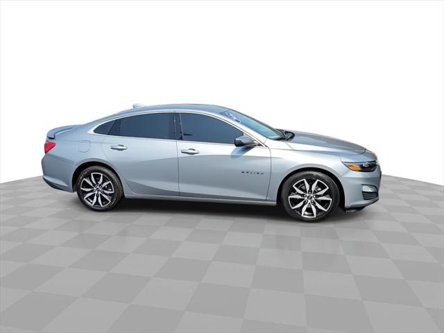 Photo of 2024 Sterling Gray Metallic Chevrolet Malibu