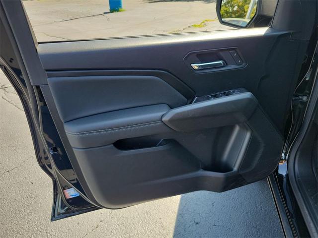 Photo of 2025 Black Chevrolet Colorado