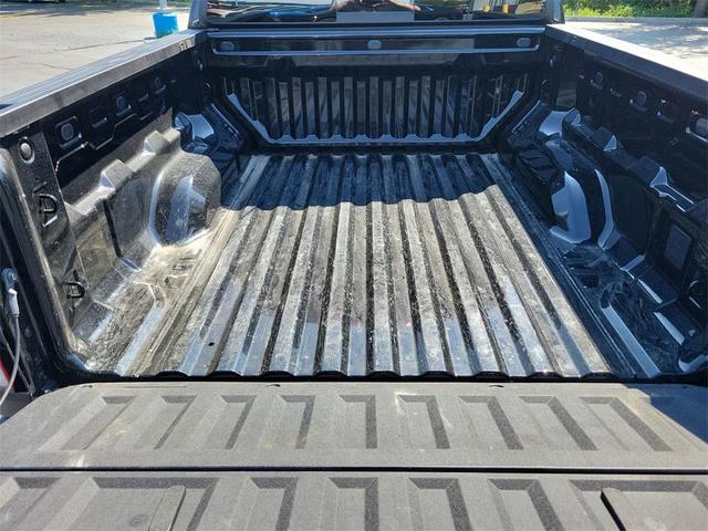 Photo of 2025 Black Chevrolet Colorado
