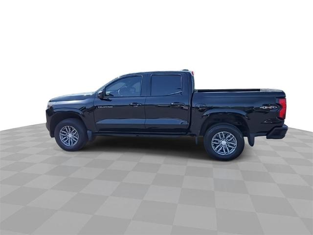 Photo of 2025 Black Chevrolet Colorado