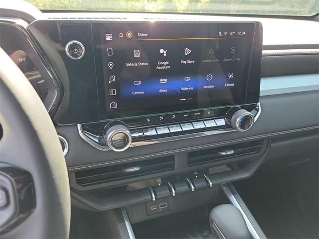 Photo of 2025 Black Chevrolet Colorado