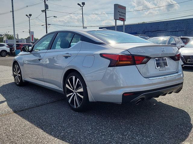 Photo of 2022 Brilliant Silver Metallic Nissan Altima
