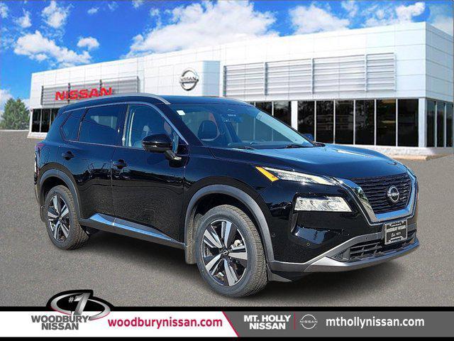 Photo of 2022 Super Black Nissan Rogue