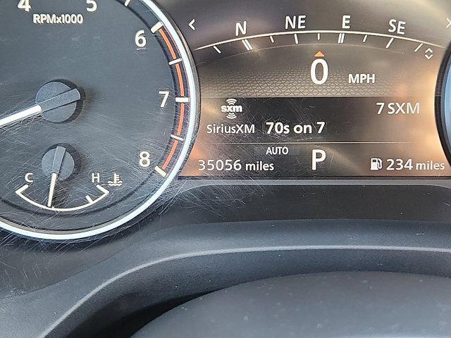 Photo of 2022 Super Black Nissan Rogue