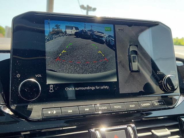 Photo of 2022 Super Black Nissan Pathfinder
