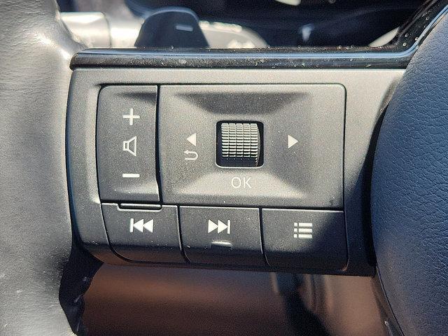 Photo of 2022 Super Black Nissan Pathfinder