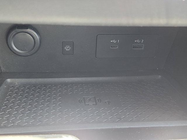 Photo of 2022 Super Black Nissan Pathfinder