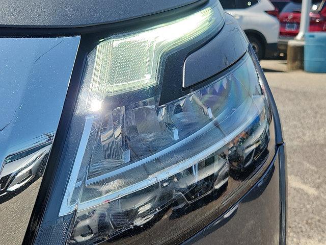 Photo of 2022 Gun Metallic Nissan Pathfinder