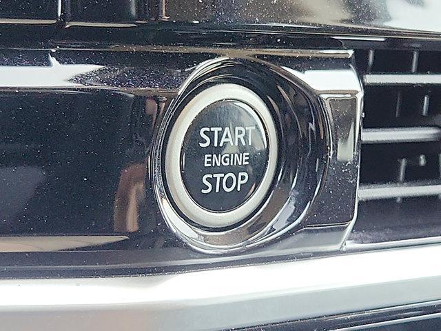 Photo of 2022 Gun Metallic Nissan Pathfinder