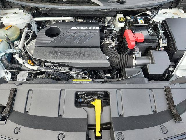 Photo of 2024 Everest White Pearl Nissan Rogue