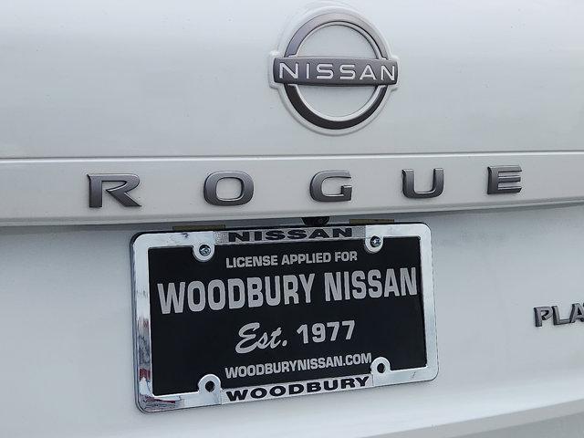 Photo of 2024 Everest White Pearl Nissan Rogue