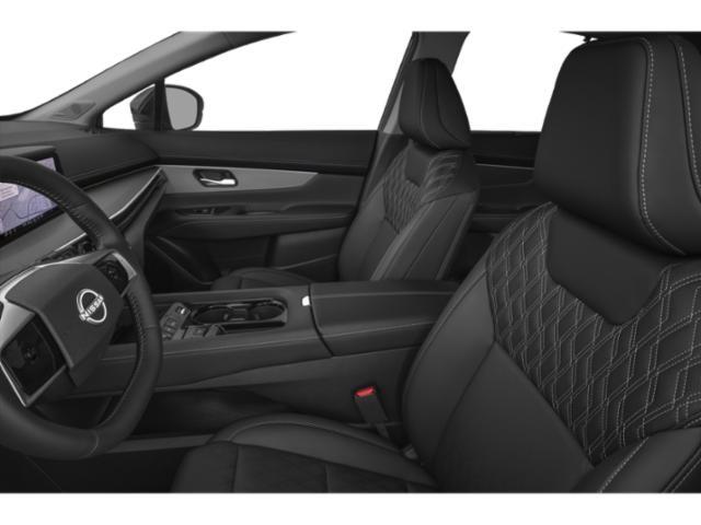 Photo of 2025 Everest White Pearl Tricoat/Super Black Nissan Murano